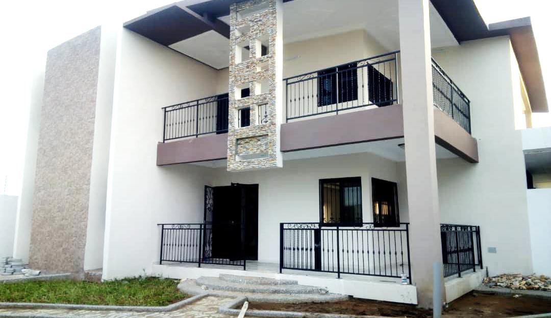 Etrabat-4, chantier à Grand-Bassam